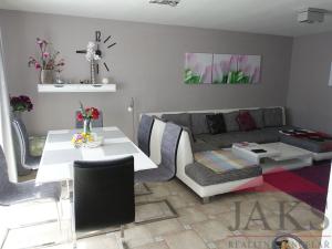 Prodej bytu 3+kk, Srní, 93 m2