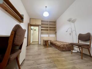 Pronájem bytu 1+kk, Praha - Suchdol, Pod rybníčkem, 28 m2