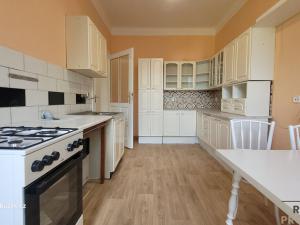 Prodej bytu 2+1, Přerov, 82 m2