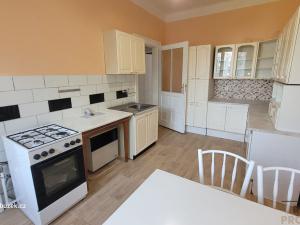 Prodej bytu 2+1, Přerov, 82 m2