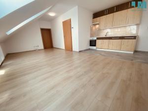 Pronájem bytu 2+kk, Měřín, Náměstí, 56 m2
