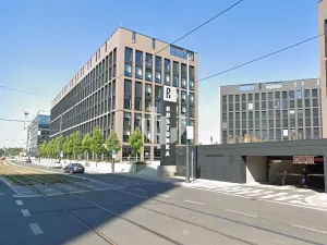 Pronájem kanceláře, Praha - Karlín, Rohanské nábřeží, 565 m2