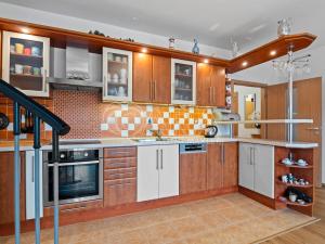 Prodej bytu 4+kk, Černošice, Ostružinová, 96 m2