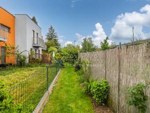 Prodej bytu 4+kk, Černošice, Ostružinová, 96 m2