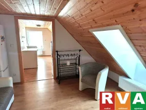 Prodej rodinného domu, Hradec, 200 m2