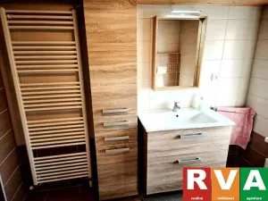 Prodej rodinného domu, Hradec, 200 m2