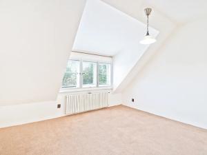 Pronájem vily, Praha - Hlubočepy, Filmařská, 360 m2