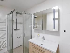 Pronájem vily, Praha - Břevnov, Polní, 250 m2
