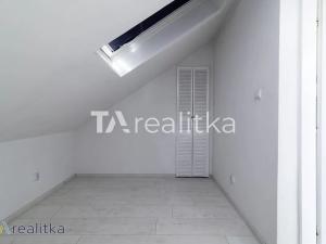 Prodej rodinného domu, Horní Suchá, U Zbrojnice, 320 m2