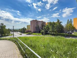 Pronájem bytu 2+1, Chomutov, Kamenná, 61 m2