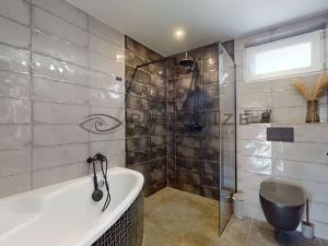 Prodej vícegeneračního domu, Velešín, U Přehrady, 200 m2