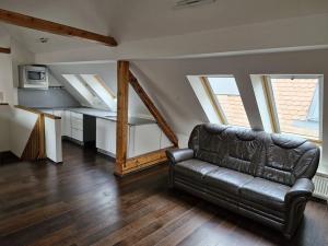 Pronájem bytu 1+kk, Kutná Hora, Václavské náměstí, 75 m2