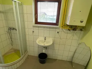 Pronájem výrobních prostor, Babice, Větrná, 200 m2