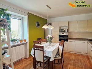 Prodej bytu 2+1, Ostrava, Abramovova, 55 m2