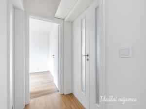 Pronájem bytu 3+kk, Praha - Zličín, Křivatcová, 70 m2