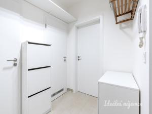Pronájem bytu 3+kk, Praha - Zličín, Křivatcová, 70 m2