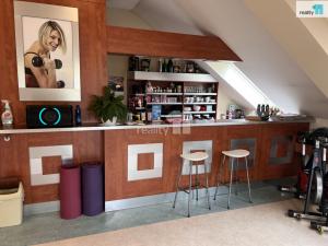 Pronájem obchodního prostoru, Karlovy Vary - Dvory, Chebská, 223 m2