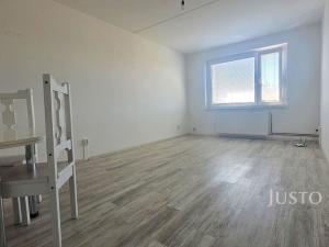 Pronájem bytu 3+1, Dobev - Stará Dobev, 80 m2