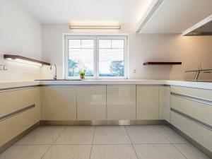 Prodej rodinného domu, Praha - Dolní Měcholupy, Ke Stinkovskému rybníku, 328 m2