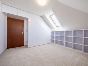 Prodej rodinného domu, Praha - Dolní Měcholupy, Ke Stinkovskému rybníku, 328 m2