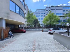 Pronájem kanceláře, Praha - Nusle, Hvězdova, 240 m2