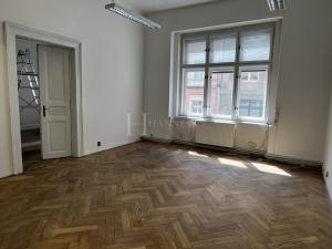 Pronájem kanceláře, Praha - Smíchov, Na bělidle, 105 m2