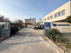 Prodej obchodního prostoru, Bratislava-Dúbravka, Slovensko, Na vrátkach, 523 m2