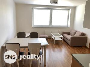 Pronájem bytu 2+kk, Opava, Hálkova, 46 m2