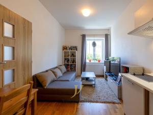 Prodej bytu 2+1, Olomouc, tř. Svornosti, 36 m2