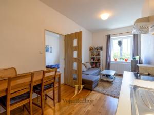Prodej bytu 2+1, Olomouc, tř. Svornosti, 36 m2