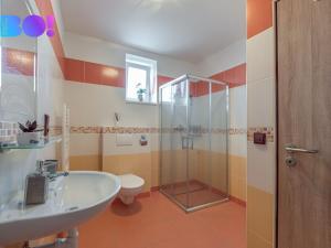 Pronájem bytu 2+kk, Nehvizdy, Pražská, 55 m2