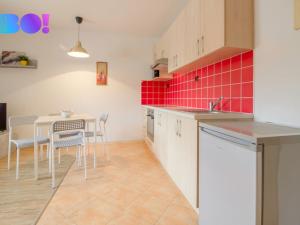 Pronájem bytu 2+kk, Nehvizdy, Pražská, 38 m2