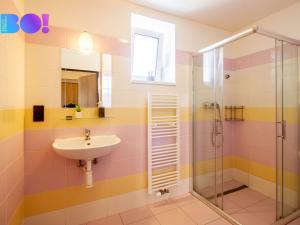 Pronájem bytu 2+kk, Nehvizdy, Pražská, 38 m2