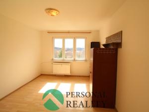Pronájem bytu 3+1, Ostrov, Májová, 70 m2