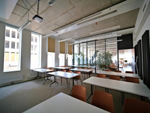Pronájem kanceláře, Brno, Tuřanka, 380 m2