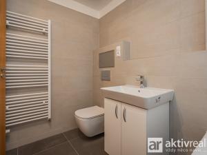 Pronájem bytu 2+kk, Praha - Dolní Chabry, U Traktorky, 59 m2
