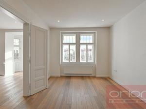 Pronájem bytu 3+kk, Praha - Vinohrady, náměstí Jiřího z Poděbrad, 93 m2