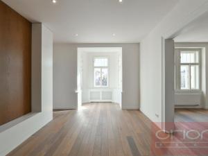 Pronájem bytu 3+kk, Praha - Vinohrady, náměstí Jiřího z Poděbrad, 93 m2