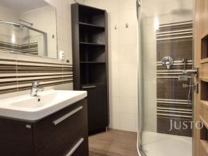 Pronájem bytu 3+1, Písek - Hradiště, Ouzká, 79 m2
