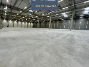 Pronájem skladu, Pardubice, 7973 m2