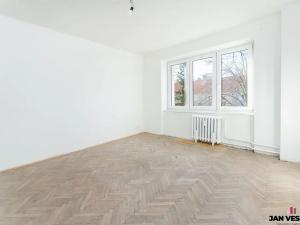 Pronájem bytu 2+1, Praha - Čakovice, Lužnická, 51 m2