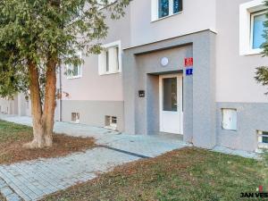 Pronájem bytu 2+1, Praha - Čakovice, Lužnická, 51 m2