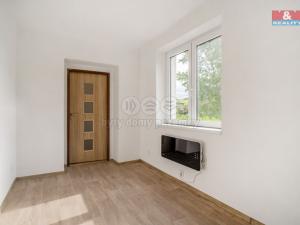 Pronájem bytu 3+1, Snědovice - Sukorady, 70 m2