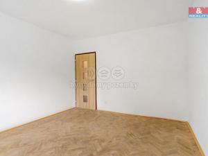 Pronájem bytu 3+1, Snědovice - Sukorady, 70 m2