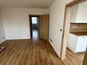 Pronájem bytu 2+1, Zlín, Dlouhá, 56 m2
