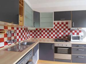 Prodej bytu 1+1, Praha - Žižkov, Na Balkáně, 48 m2