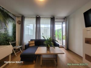 Pronájem bytu 1+kk, Praha - Dolní Měcholupy, Kardausova, 37 m2
