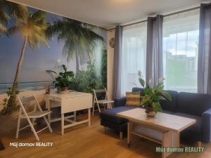 Pronájem bytu 1+kk, Praha - Dolní Měcholupy, Kardausova, 37 m2