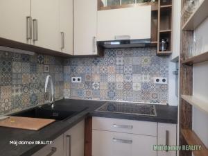 Pronájem bytu 1+kk, Praha - Dolní Měcholupy, Kardausova, 37 m2