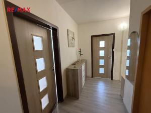 Pronájem bytu 3+kk, Praha - Modřany, Levského, 57 m2
